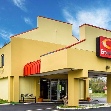 Econo Lodge Brockport Buitenkant foto